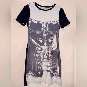 SHEIN Black and White Graphic Dress